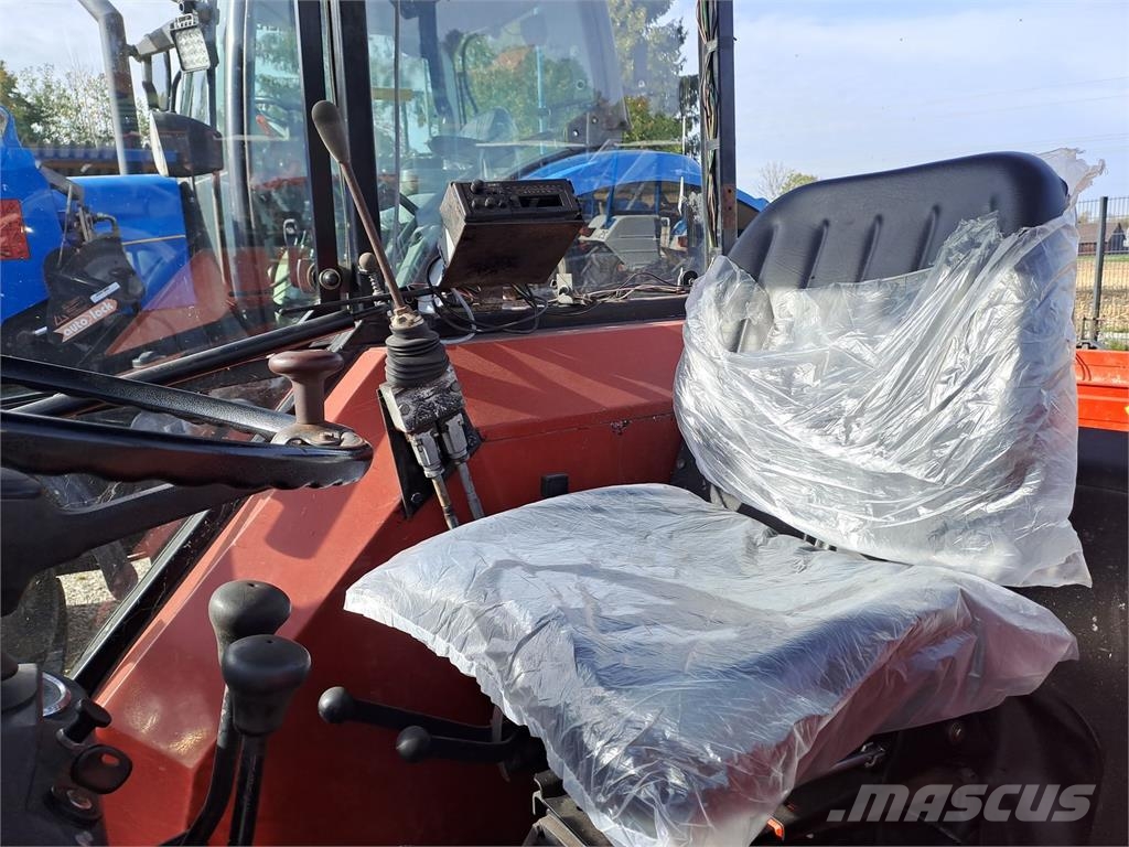 Case IH 533 Traktorji