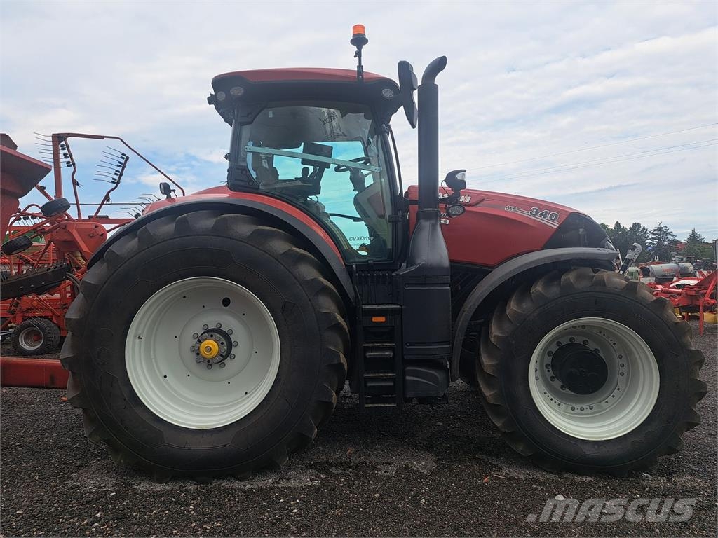 Case IH Optum 340 CVXDrive Traktory
