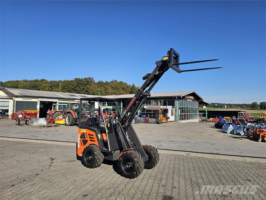 Cast 825D Aktion Hausmesse 24.25. Oktober Frontlastere og graveredskap