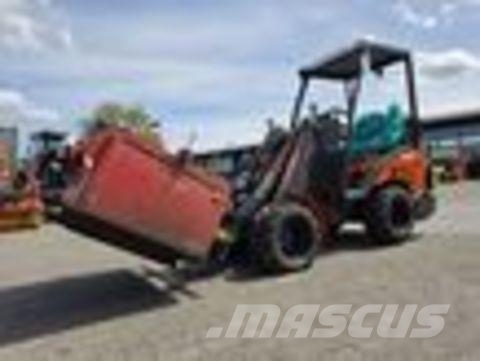 Cast 830 D Aktion Neu Hausmesse 24-25 Oktober Ładowacze i koparki czołowe