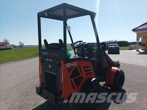 Cast 840 D 2 Speed - 2 Fahrstufen 20 Km/h 1.300Kg Hub Frontālie iekrāvēji un ekskavatori