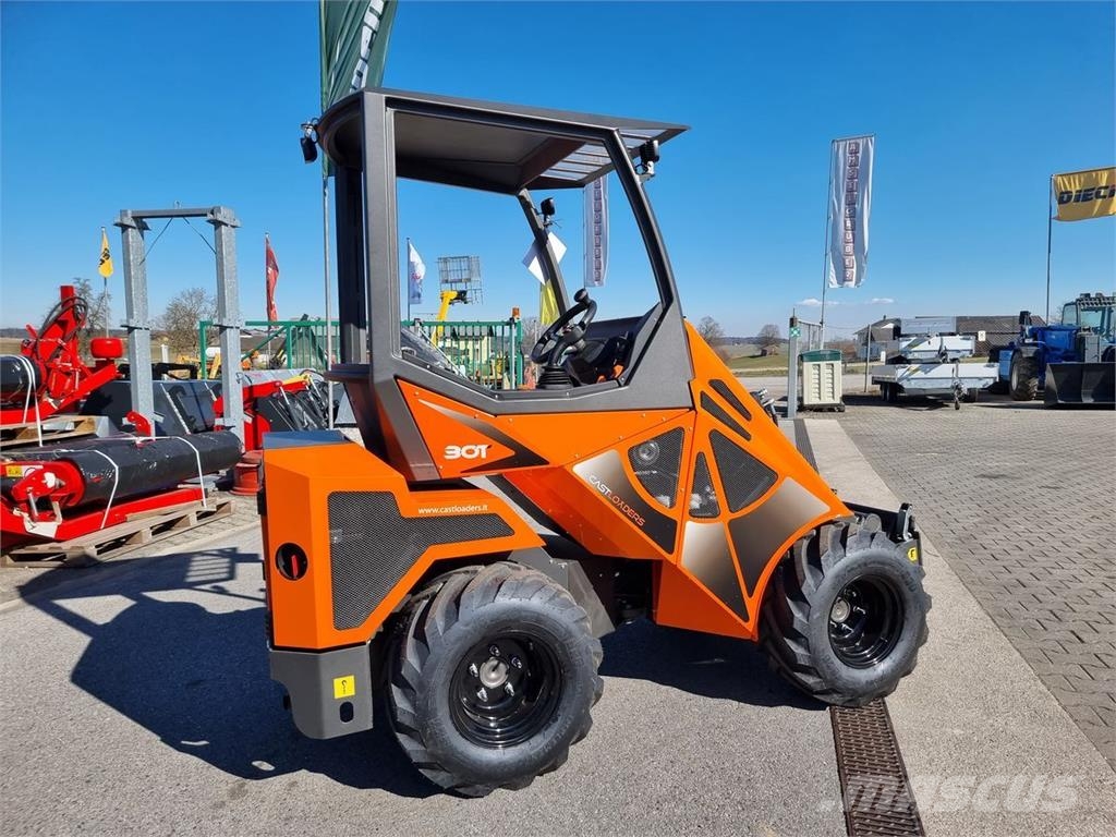 Cast P 30 T Double Speed 25 Km/h Cargadoras y excavadoras frontales