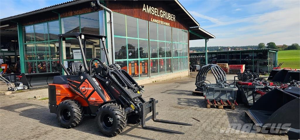 Cast Teleskoplader Genesis 25 TOP Carregadores frontais e escavadeiras