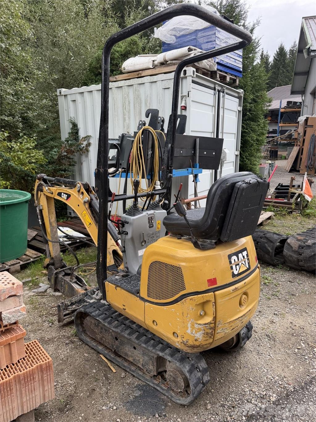 CAT 300.9 Mini Escavadoras <7t