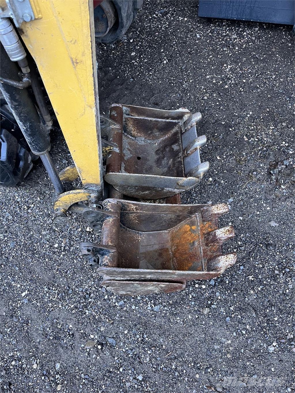 CAT 300.9 Mini Escavadoras <7t