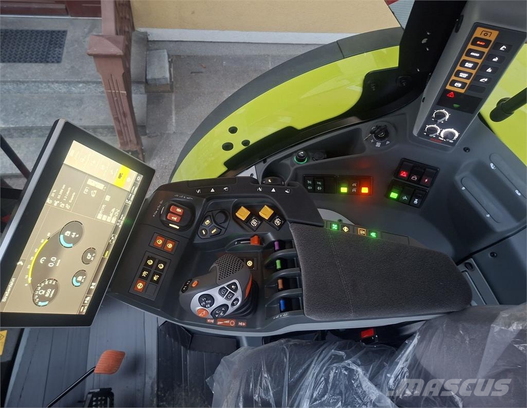 CLAAS Arion 550 CMATIC CEBIS Tractors