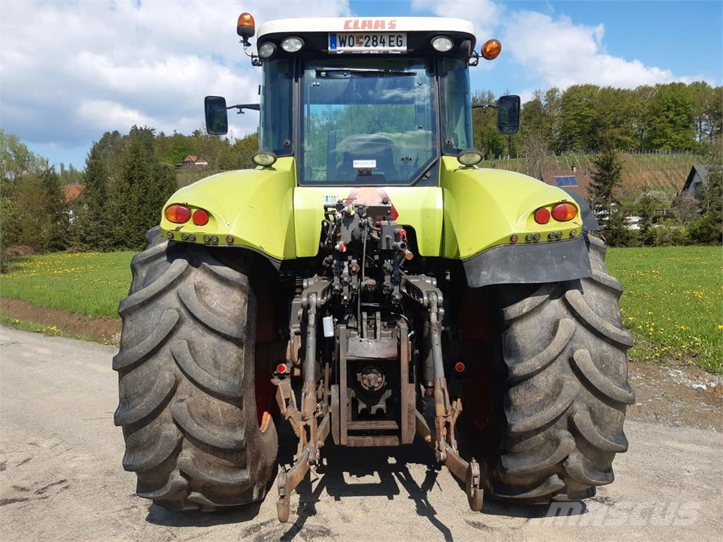 CLAAS Axion 810 C-Matic 트랙터