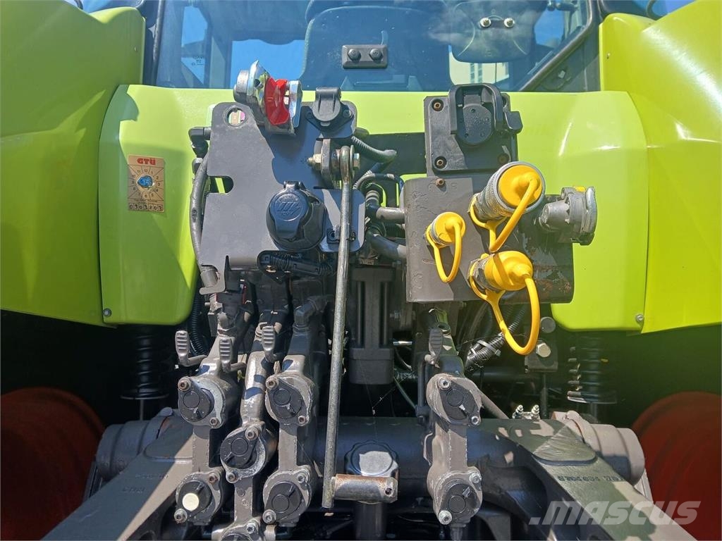 CLAAS Axion 840 트랙터