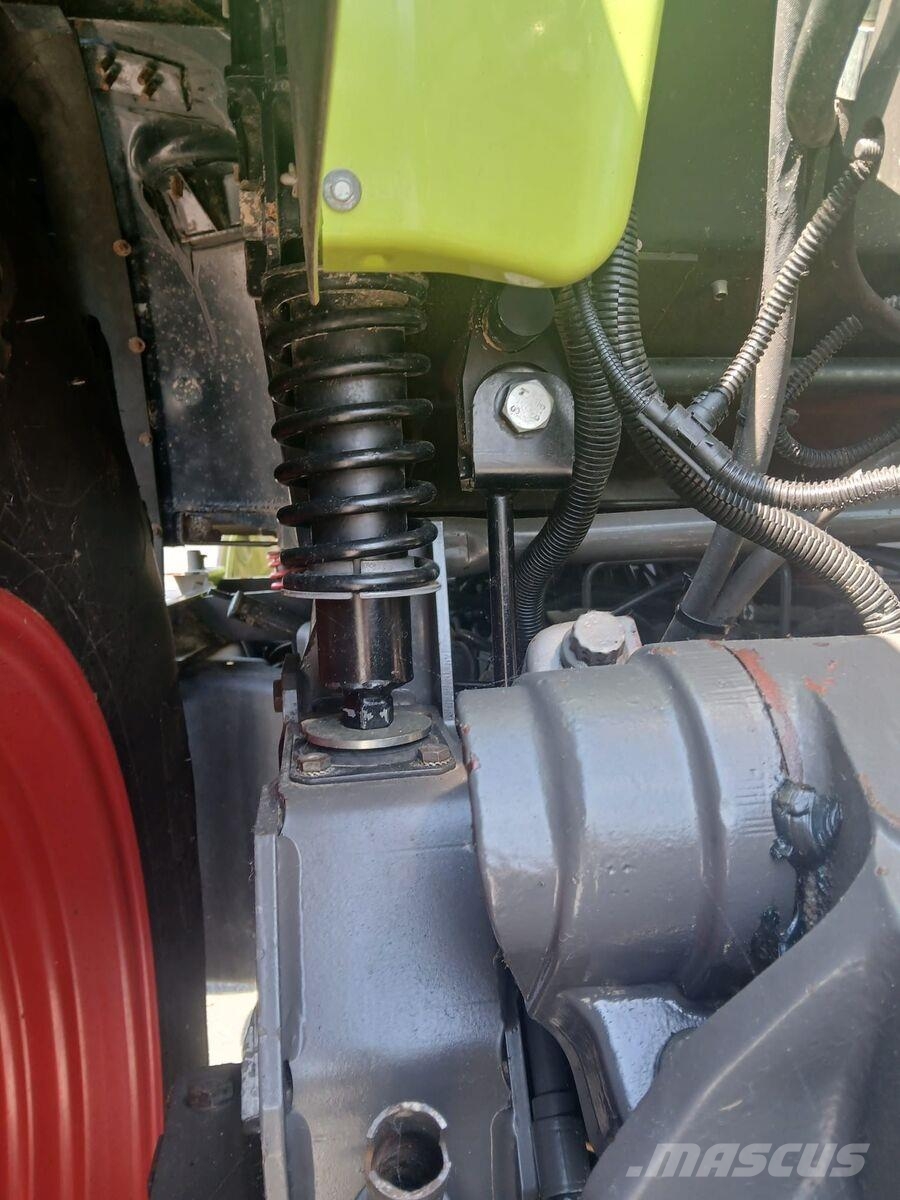 CLAAS Axion 840 트랙터