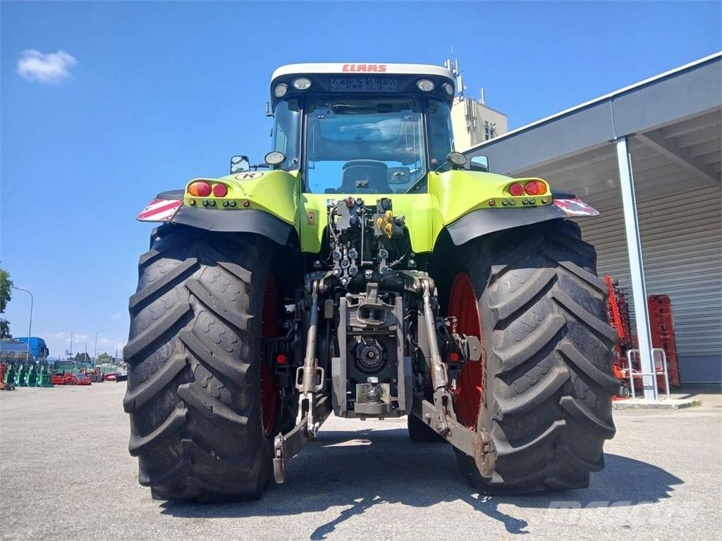 CLAAS Axion 840 트랙터