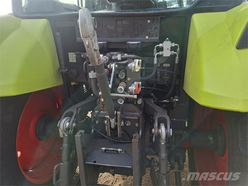 CLAAS Axos 340 CX Tractores