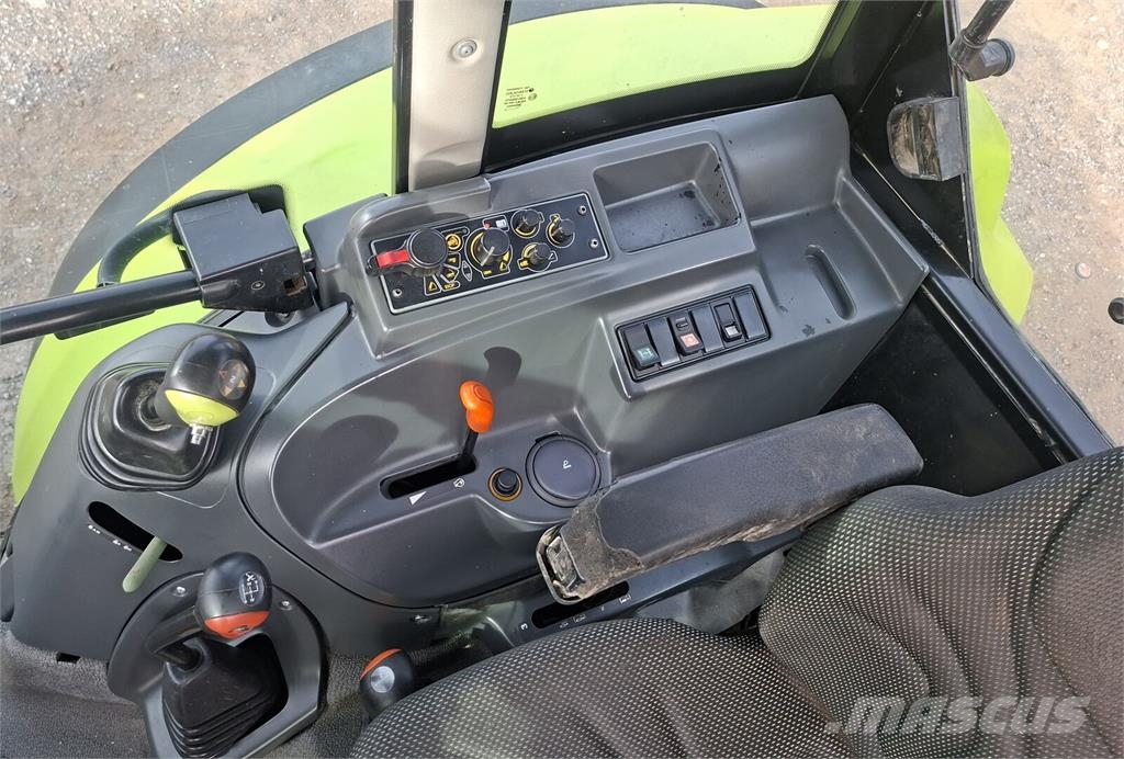 CLAAS Axos 340 CX Tractores