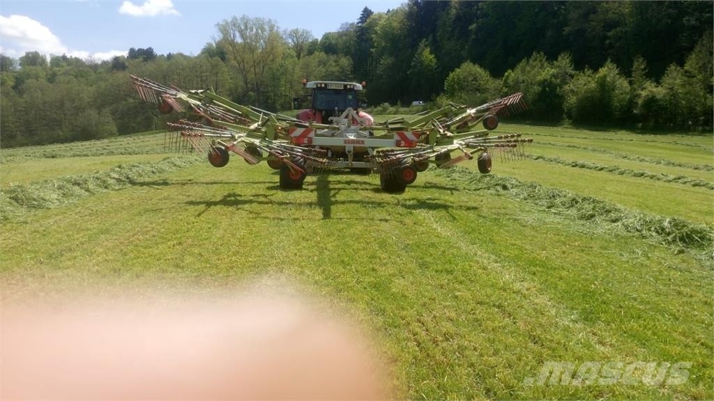 CLAAS Liner 3000 Zgrabljalniki