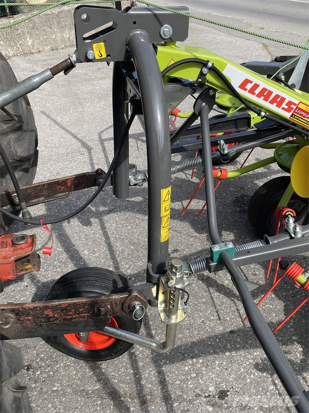 CLAAS VOLTO 45 Obračalniki in zgrabljalniki