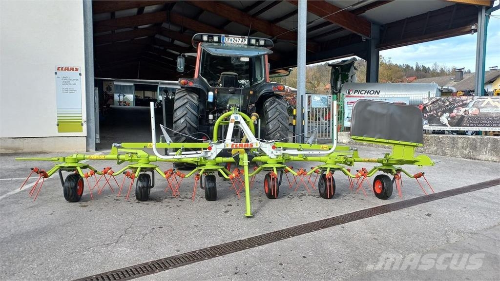 CLAAS Volto 60 耙與翻草機
