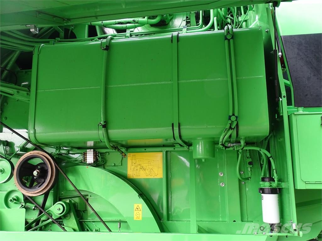 Deutz-Fahr 5690 H Leikkuupuimurit