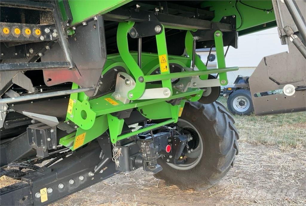 Deutz-Fahr C9306 T5 Combine harvesters