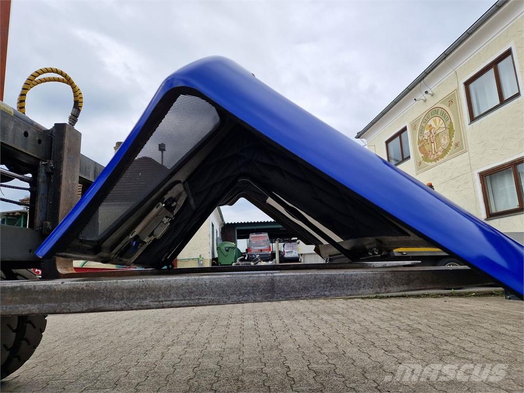 Dieci Motorhaube zu Dieci Icarus 40.14 und 40.17 مناولات متداخلة