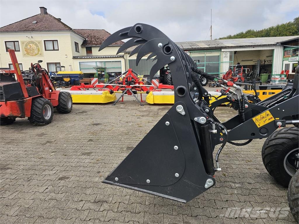 Dominator Greifschaufel 120-240cm 24.+25.Okt. Haus Sonstige Landmaschinen