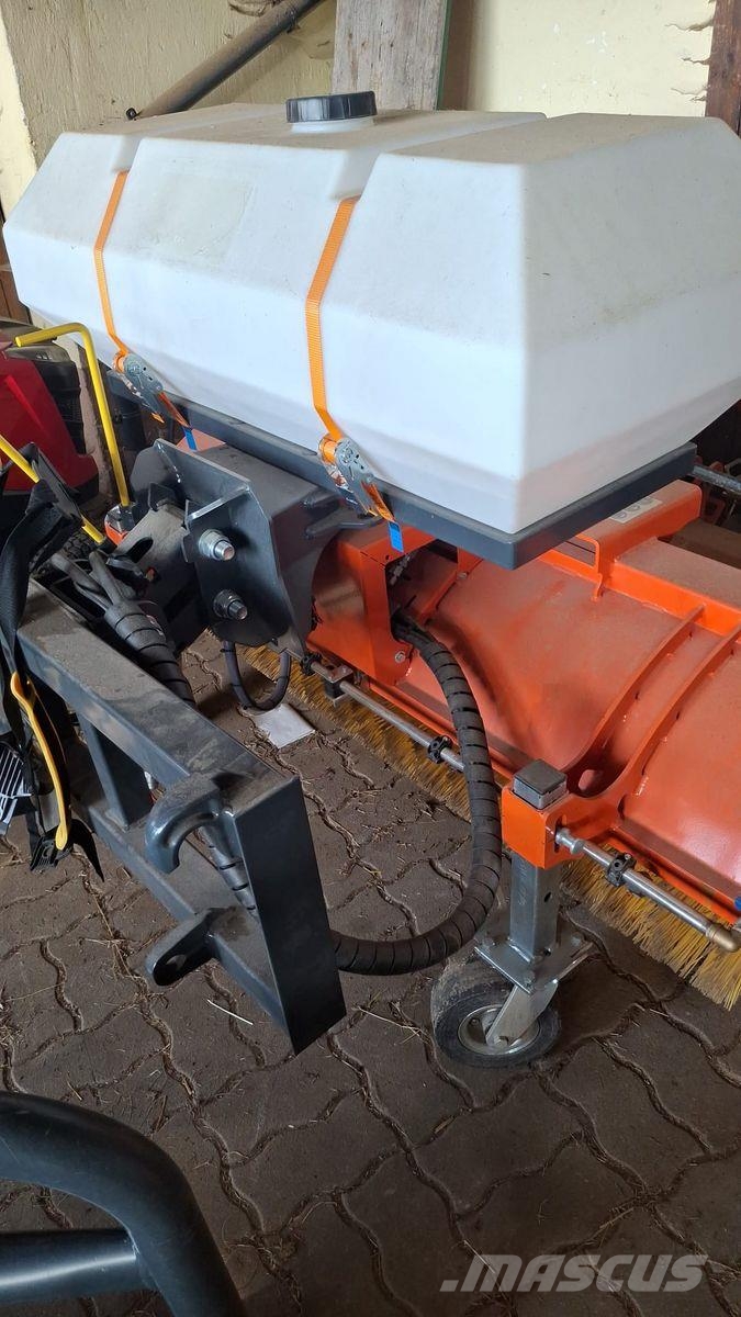 Dominator Profi Clean Kehrmaschine 160 cm Ostale poljoprivredne mašine