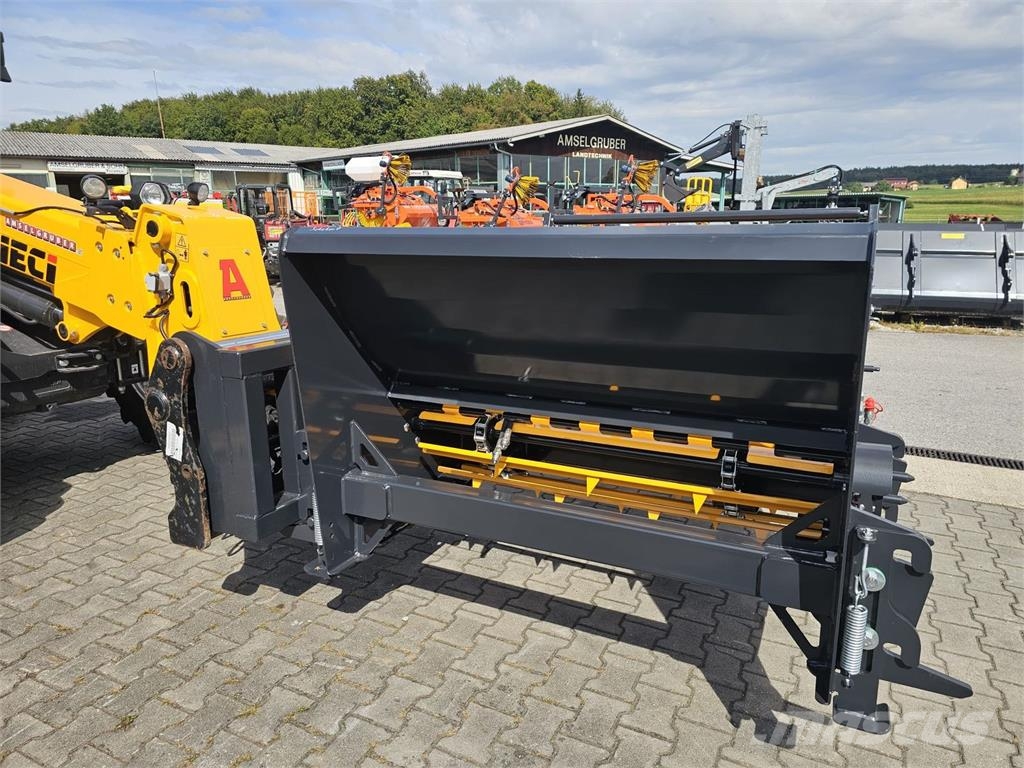  Dominator Rundballenauflöser Hausmesse 24+25.10 Landbruk - Annet