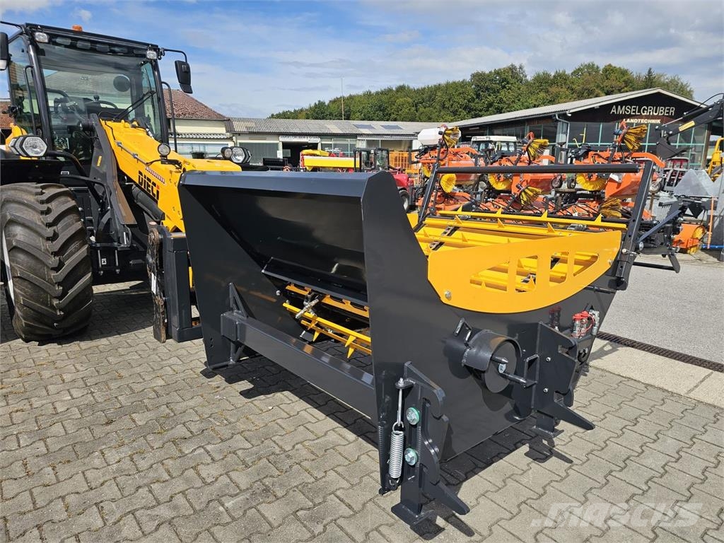  Dominator Rundballenauflöser Hausmesse 24+25.10 Landbruk - Annet