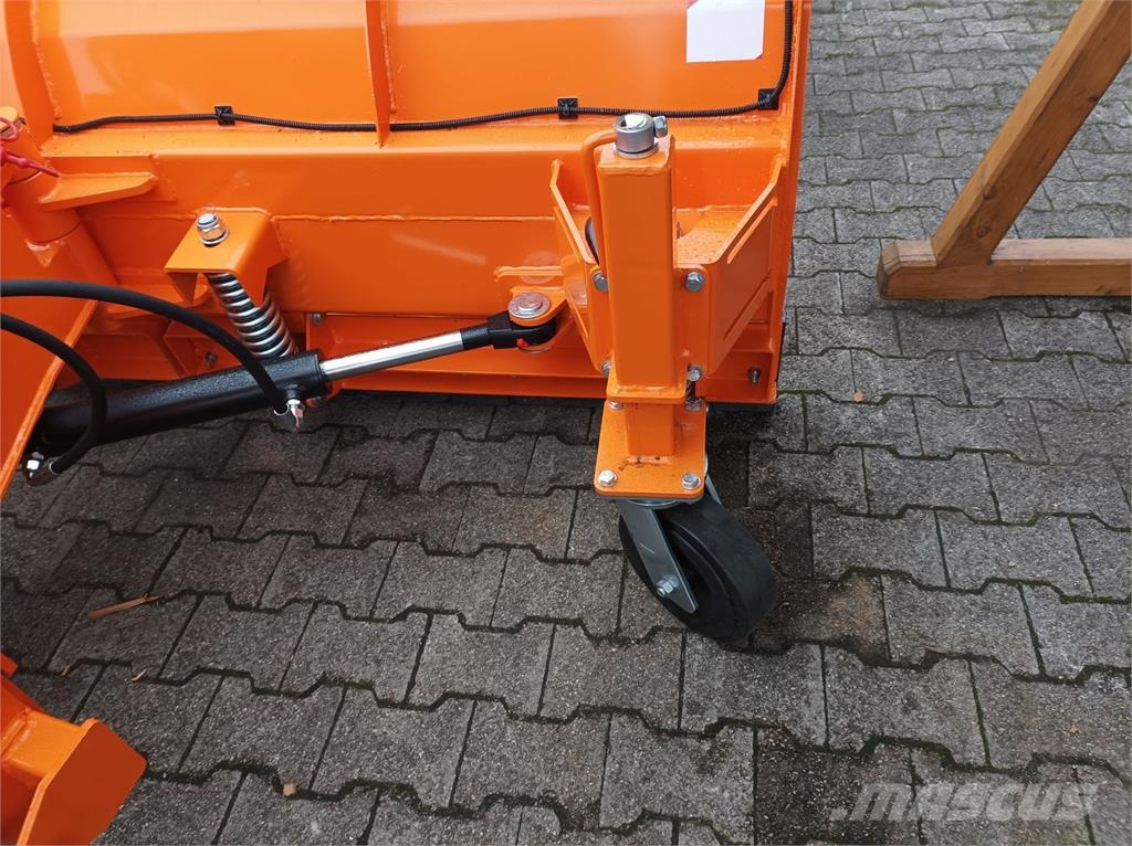 Dominator Schneepflug 230cm Hydraulisch mit Räder Landbrug - Andet