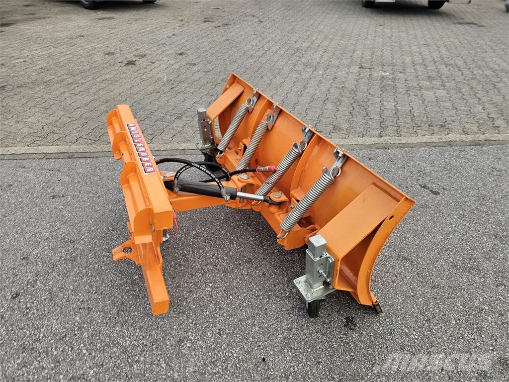 Dominator Schneeschild Hydr. Hausmesse 24.+25. Okt Sonstige Landmaschinen