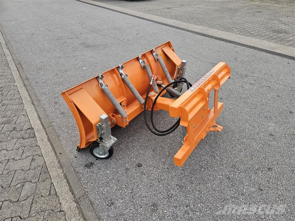 Dominator Schneeschild Hydr. Hausmesse 24.+25. Okt Sonstige Landmaschinen