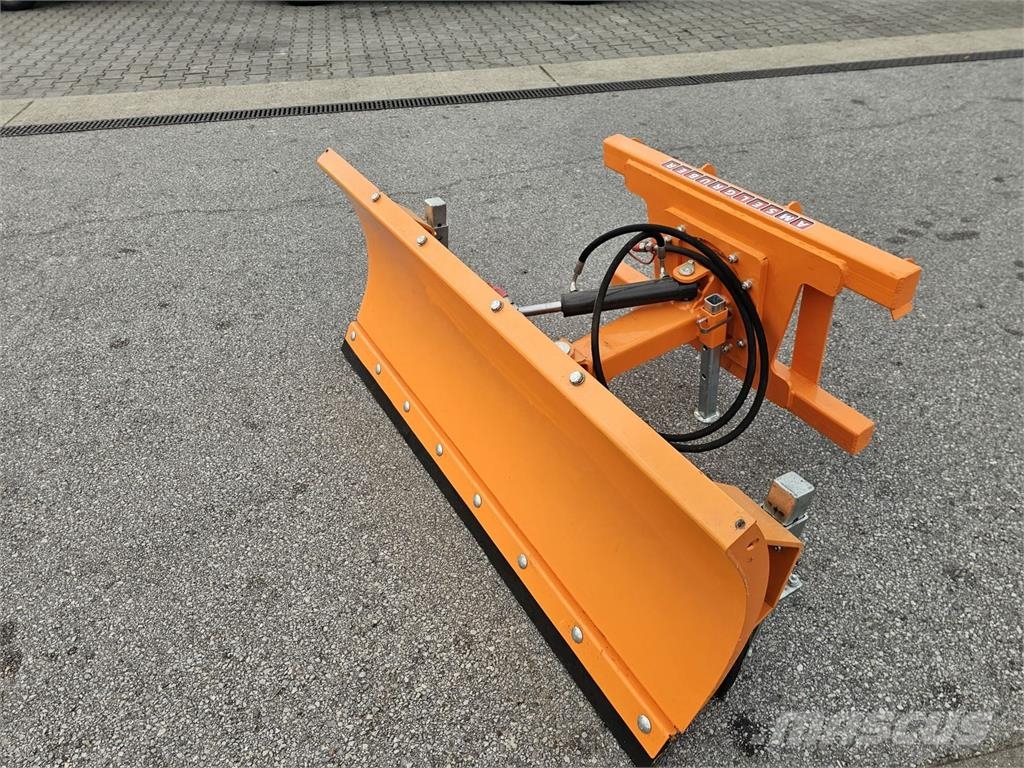 Dominator Schneeschild Hydr. Hausmesse 24.+25. Okt Sonstige Landmaschinen