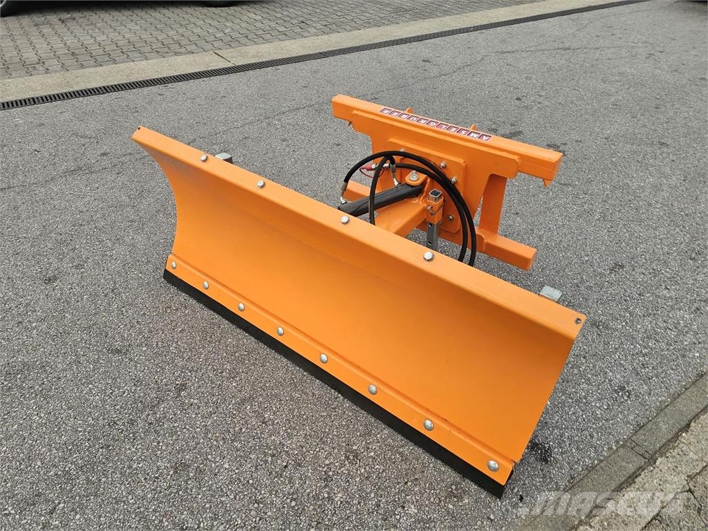 Dominator Schneeschild Hydr. Hausmesse 24.+25. Okt Sonstige Landmaschinen