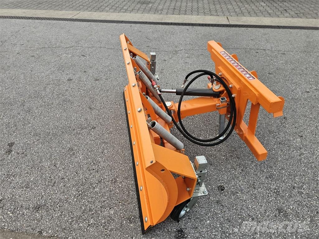 Dominator Schneeschild Hydr. Hausmesse 24.+25. Okt Sonstige Landmaschinen