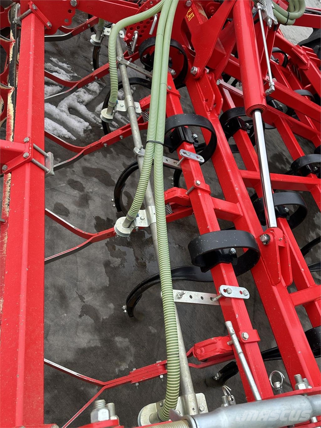 Einböck Taifun 500 FZ mit P-BOX-STI Cultivadores