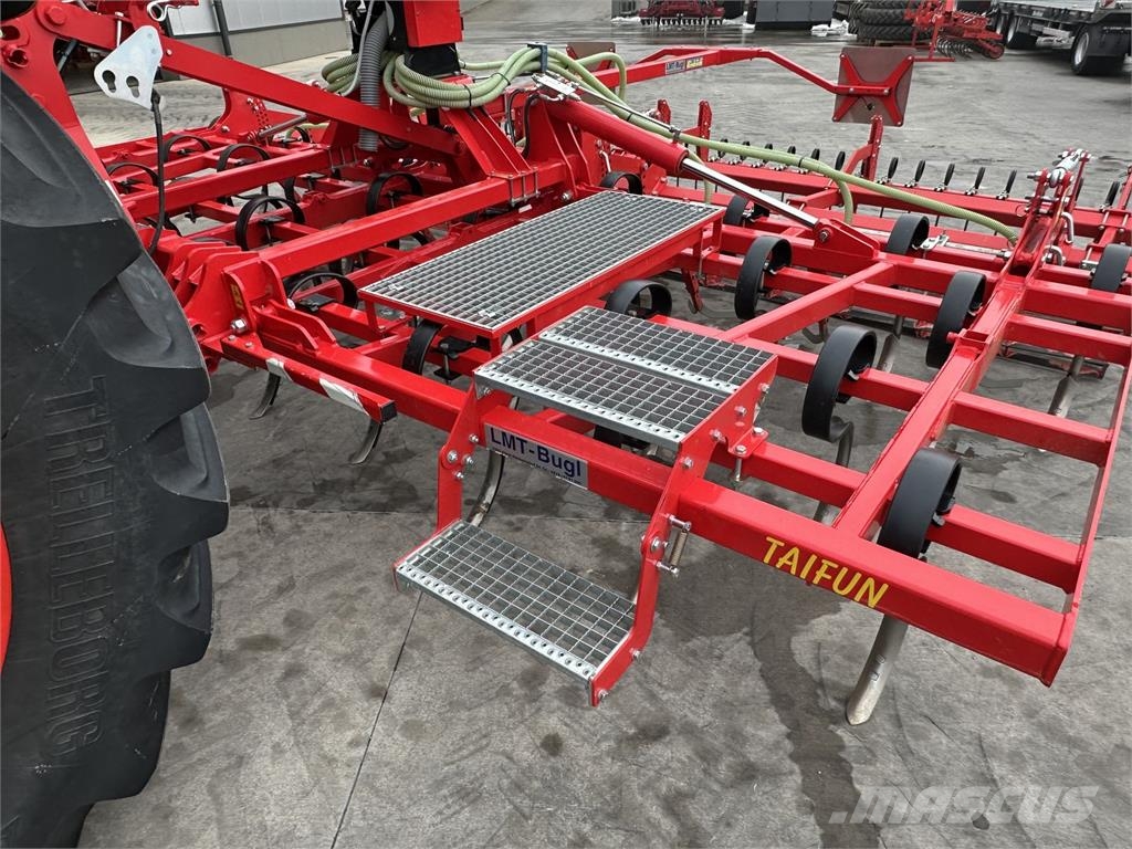 Einböck Taifun 500 FZ mit P-BOX-STI Cultivadores