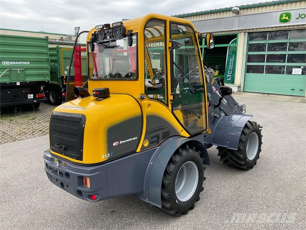 Eurotrac T 13-CF Čelni nakladalci in kopači