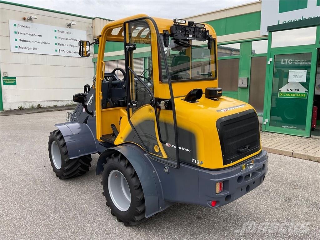 Eurotrac T 13-CF Čelni nakladalci in kopači