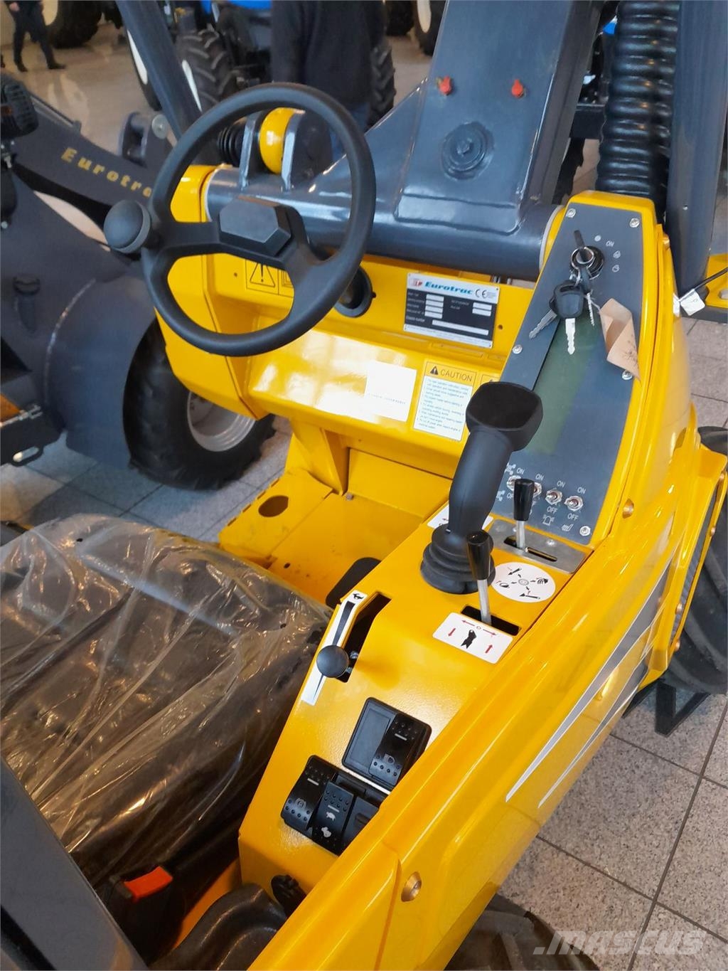 Eurotrac T11 Teleskoplader Frontlastere og graveredskap