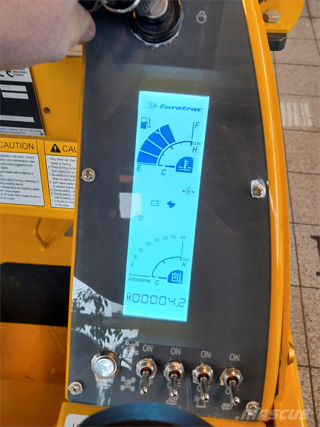 Eurotrac T11 Teleskoplader Frontlastere og graveredskap
