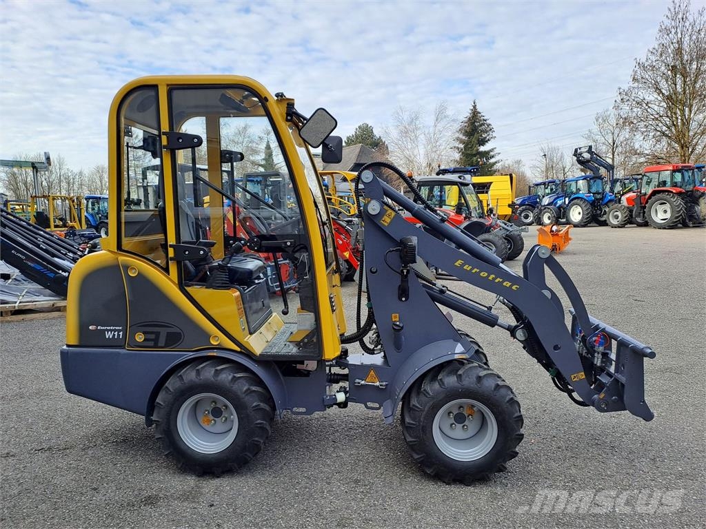 Eurotrac W 11 Voorladers en gravers