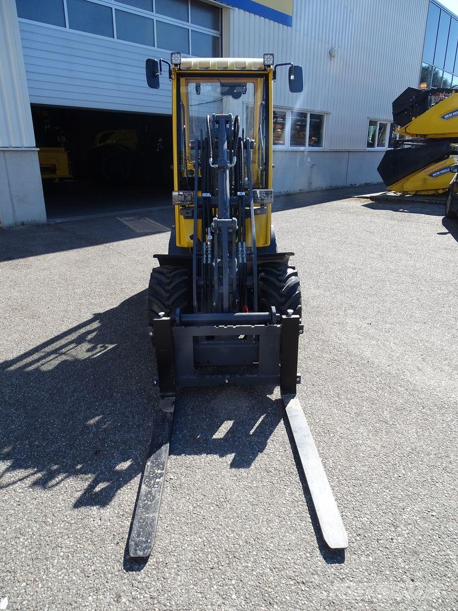 Eurotrac W 11- C mit Vollsichtkabine und Heizung Voorladers en gravers