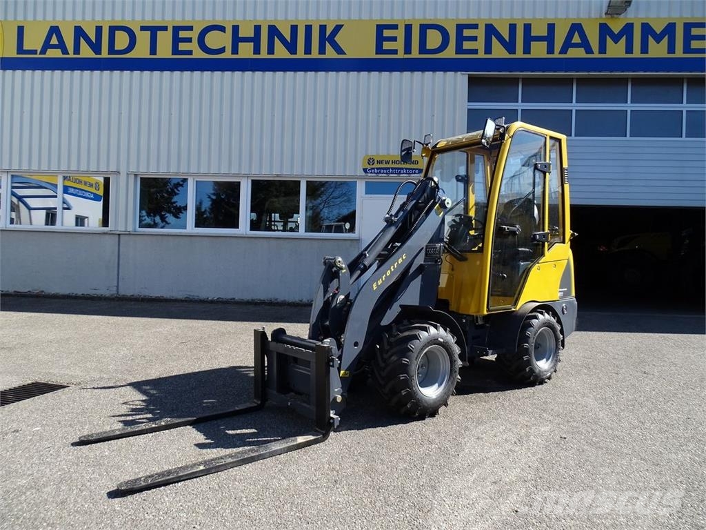 Eurotrac W 11- C mit Vollsichtkabine und Heizung Voorladers en gravers