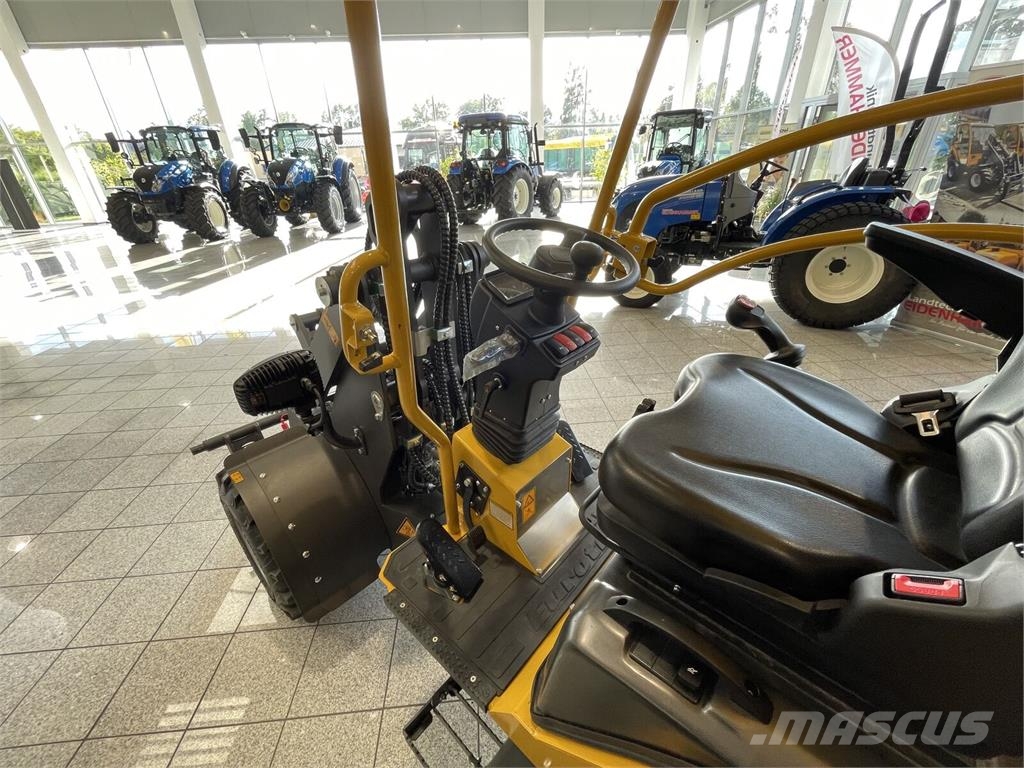 Eurotrac W 11 Schutzdach neues Modell Трактора с фронтальным погрузчиком
