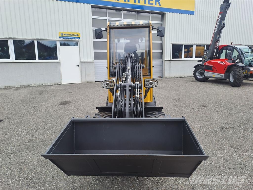 Eurotrac W11 L Frontaliniai krautuvai ir ekskavatoriai