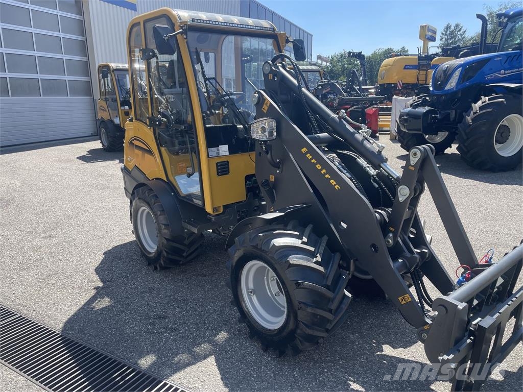 Eurotrac W12S Frontlastare och grävare
