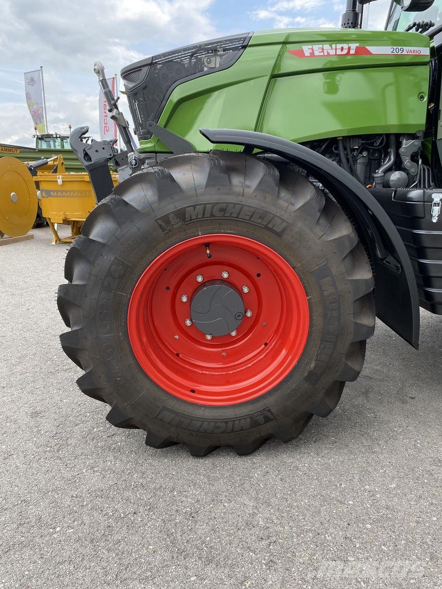 Fendt 209 Vario (Gen3) Traktory