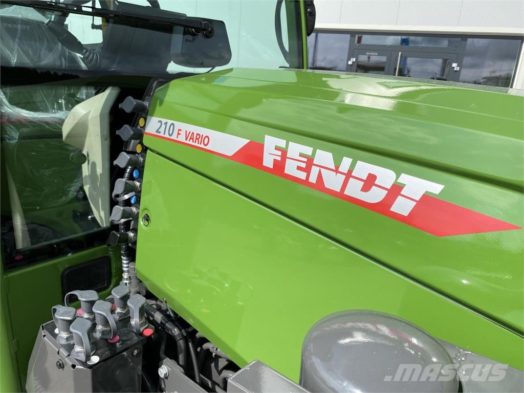 Fendt 210 Vario F Tracteur