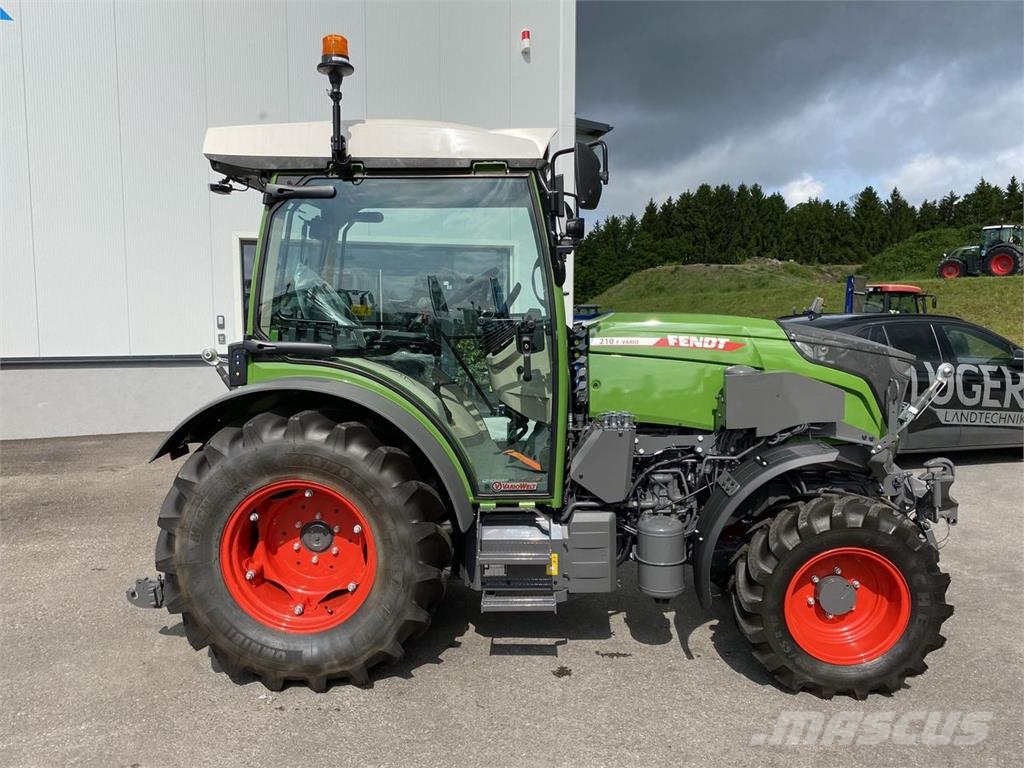 Fendt 210 Vario F Tracteur