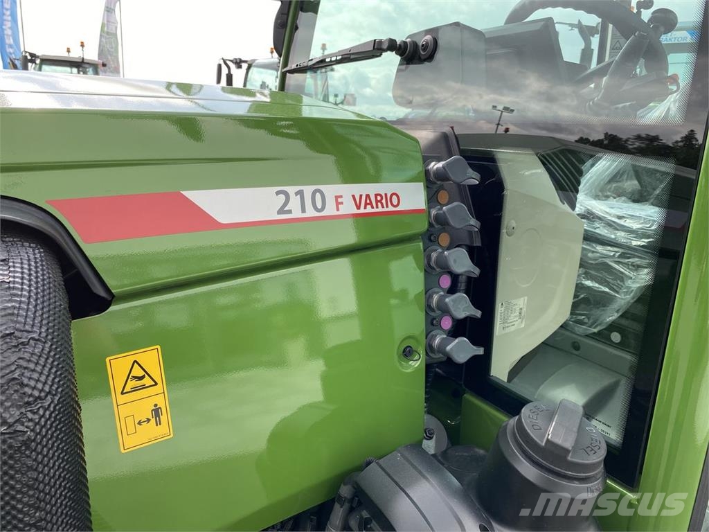 Fendt 210 Vario F Tracteur