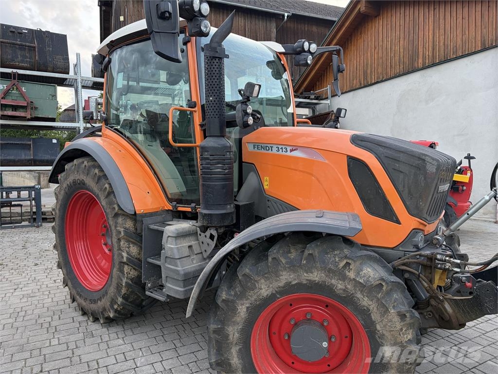 Fendt 313 Vario Traktorji