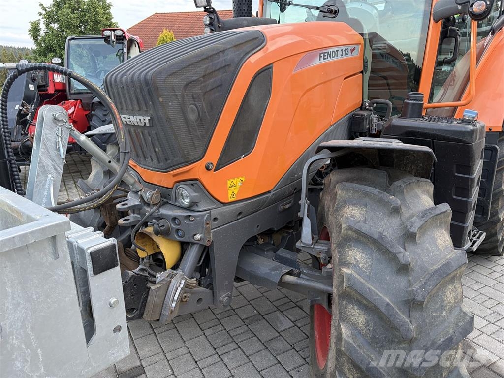 Fendt 313 Vario Traktorji